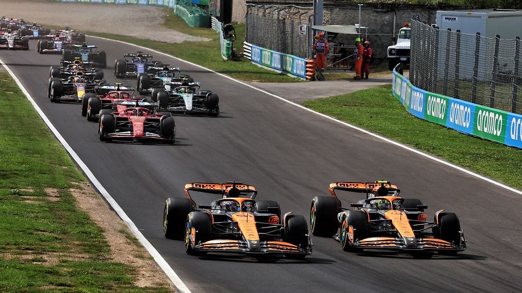 Oscar Piastri ja Lando Norris saivat kisata toisiaan vastaan Italian GP:ssä, mutta "papaijasäännöin".