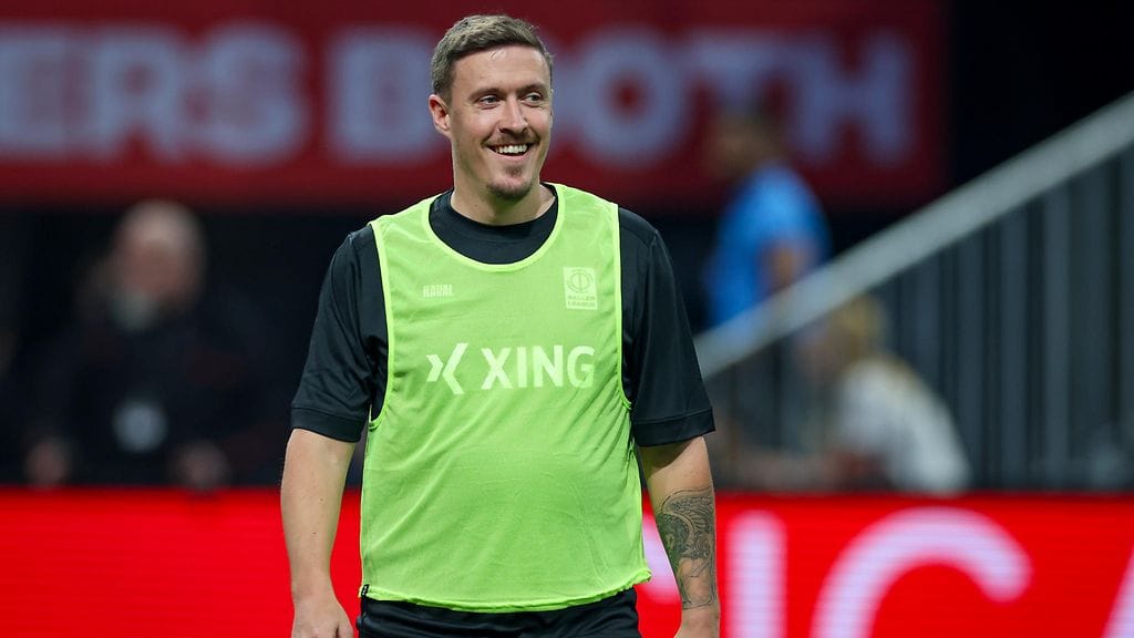 Max Kruse tuo väriä alasarjajoukkueen toimintaan.