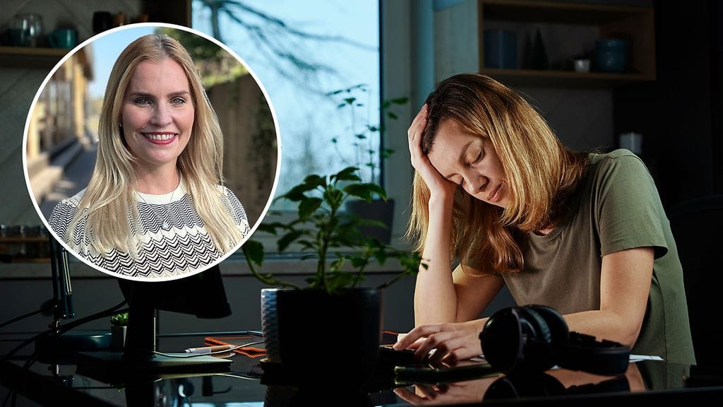 Esihenkilöt jatkavat työpäiväänsä vielä illalla kotonaan, kun ovat ensin hoitaneet lapset harrastuksiin, laittaneet ruoan ja sitten lapset nukkumaan. Pienessä kuvassa Mehiläisen Työelämäpalvelujen johtava työterveyspsykologi Suvi Suortamo.