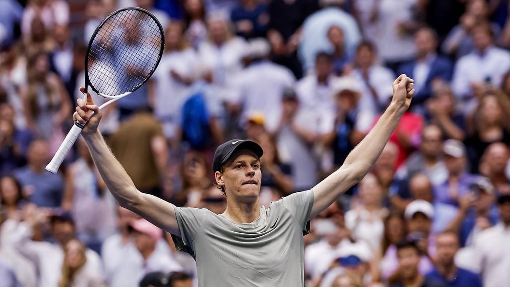 Jannik Sinner jahtaa US Openissa uransa toista grand slam -voittoa.