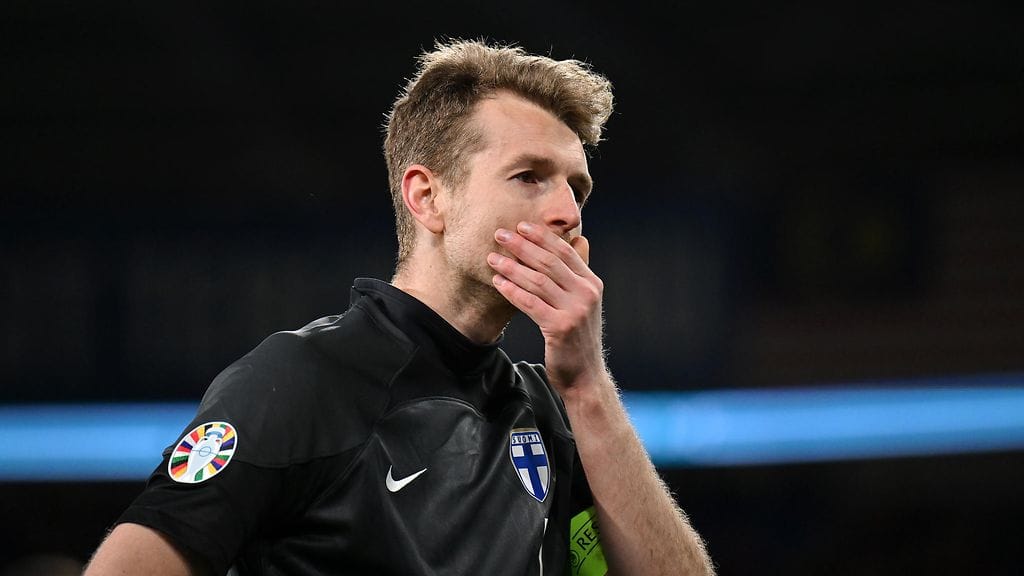 Lukas Hradeckylle sattui karmea moka avauspuolikkaalla.