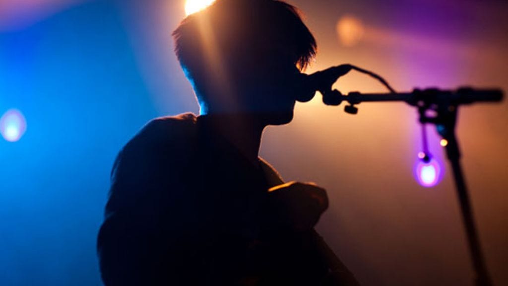 Ammattiesiintyjä voi juuttua maneereihin. Kuvituskuva.