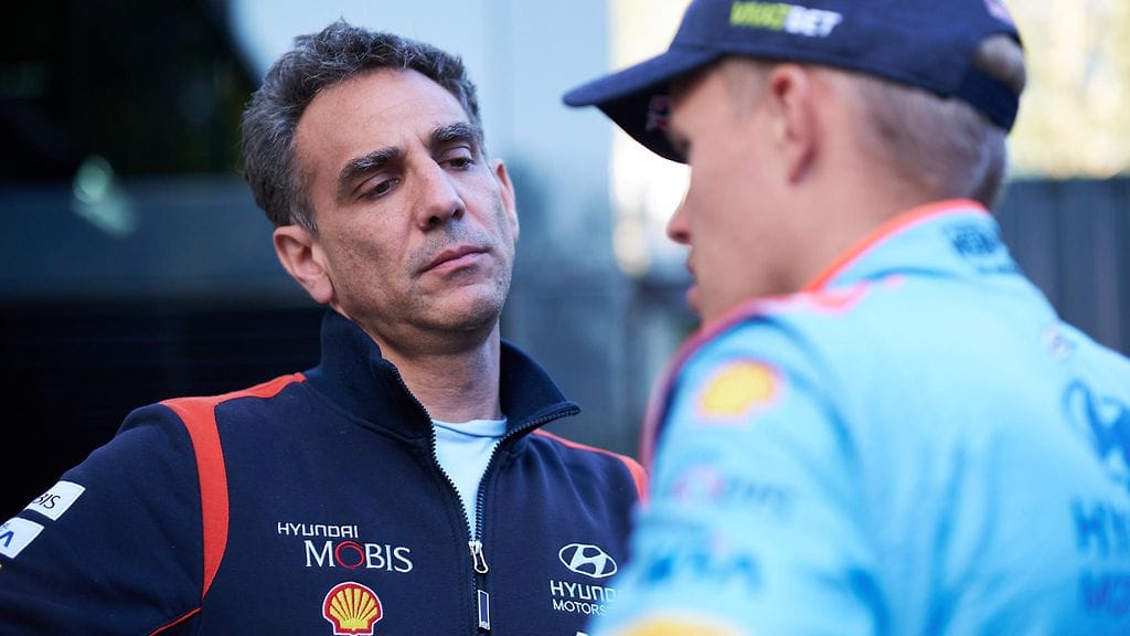 Cyril Abiteboul (vas.) on tuonut johtajuutta Hyundaille.