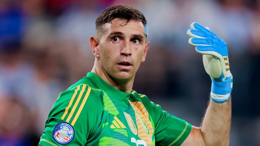 Emiliano Martinezin käytös suututti kameramiehen.