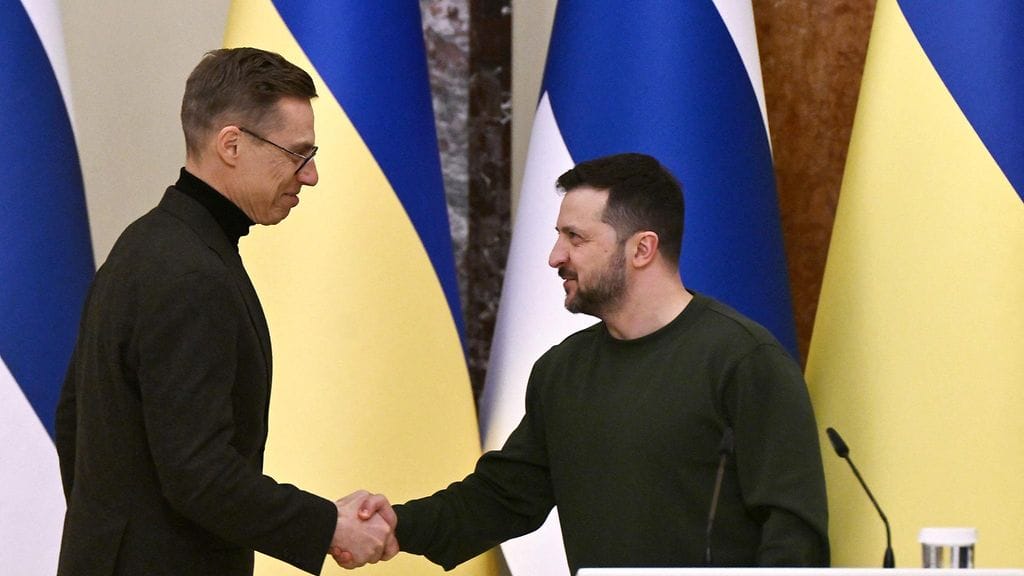 Presidentit Alexander Stubb ja Volodymyr Zelenskyi tapasivat huhtikuussa.