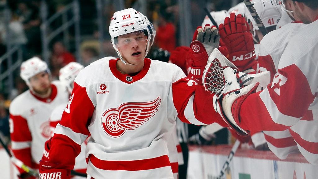 Lucas Raymond pelaa Detroitissa seuraavat kahdeksan kautta.