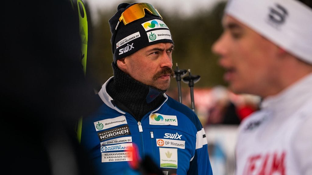 Perttu Hyvärinen uskoo saavansa Hiihtoliiton vaatimat maksut kokoon, mutta pitää ajatusta maailmancupin omavastuuosuudesta vääränä.