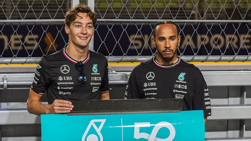 George Russell ja Lewis Hamilton eivät pystyneet saapumaan median eteen Singaporen GP:n jälkeen.