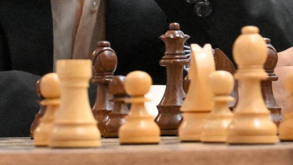 Fidan porttikielto pysyy.