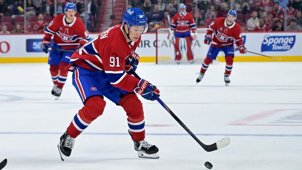 Oliver Kapanen aloittaa kautensa NHL:ssä.