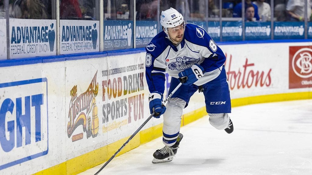 Tampa Bay Lightningin Niko Huuhtanen onnistui maalinteossa Florida Panthersia vastaan.