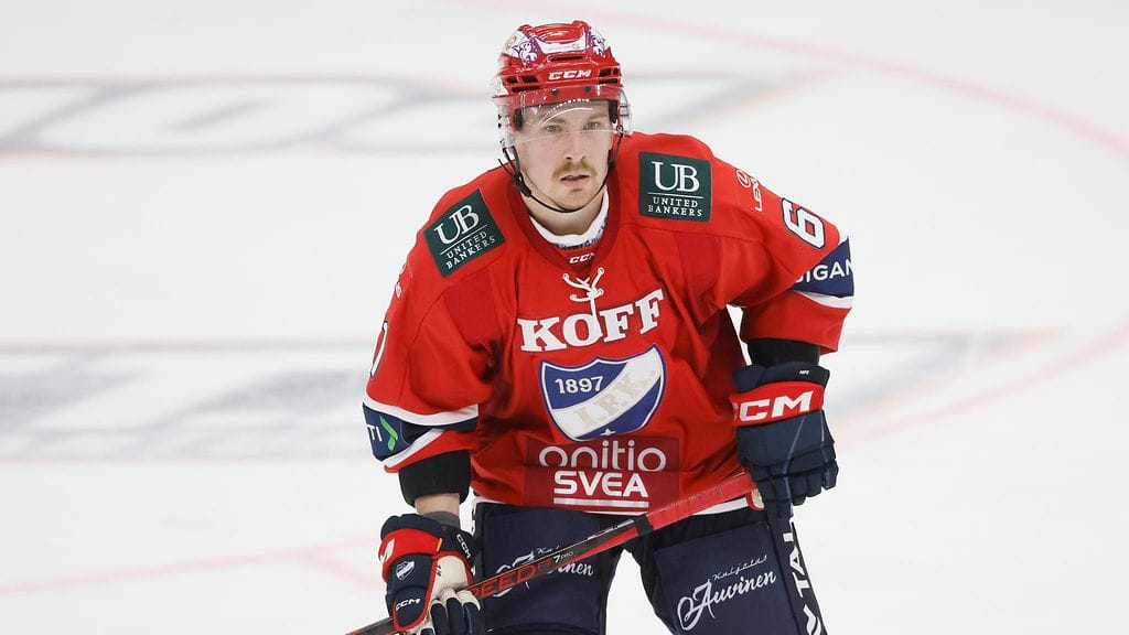 Juhani Jasu on poissa pelikentiltä lähes puoli vuotta.