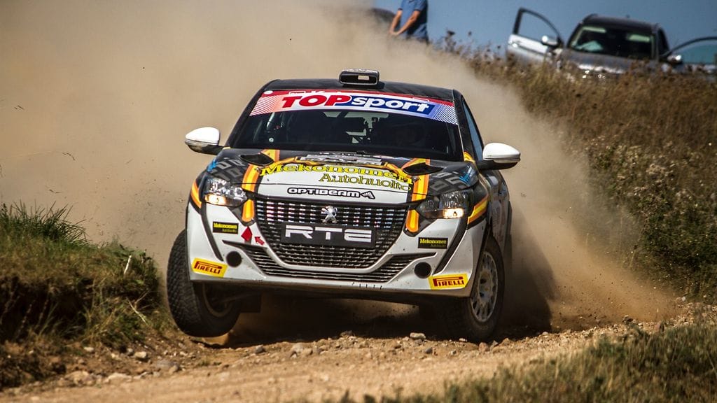 Isak Hatanmaa kaasutteli Rally4-mestariksi Latvian mestaruussarjassa.