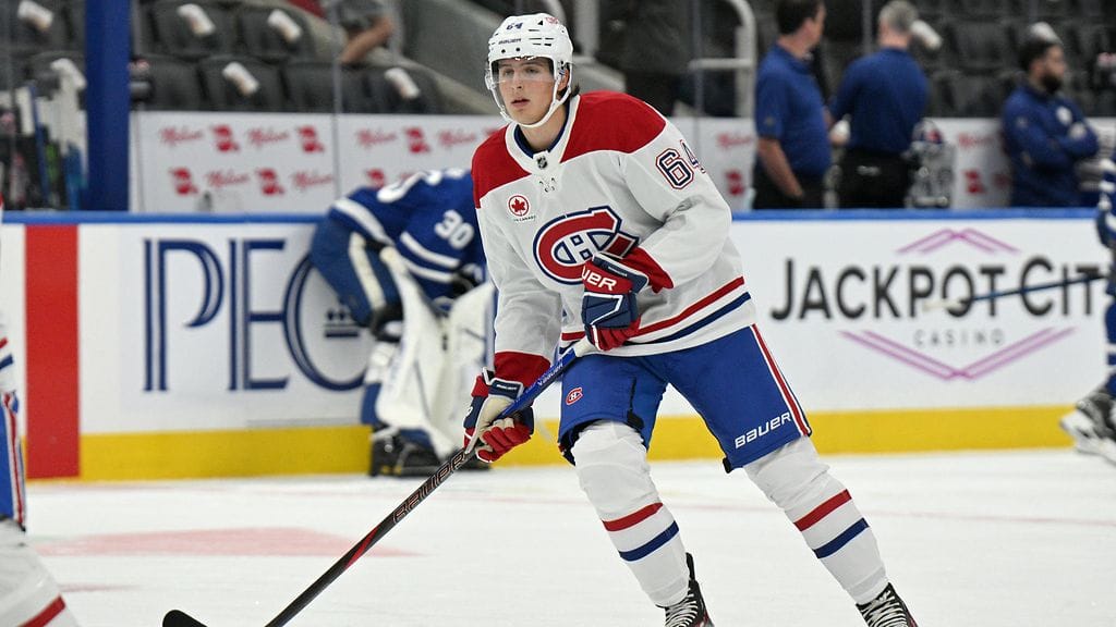 David Reinbacher joutuu sivuun 5-6 kuukaudeksi.