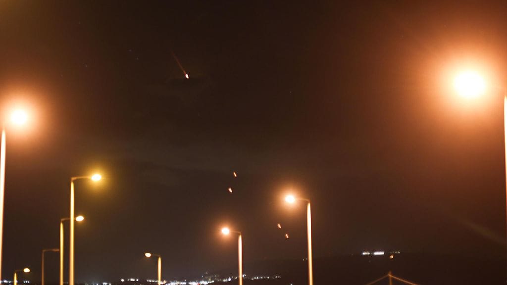 Suurlähettiläs oli pommisuojassa Iranin ohjusiskun aikana.