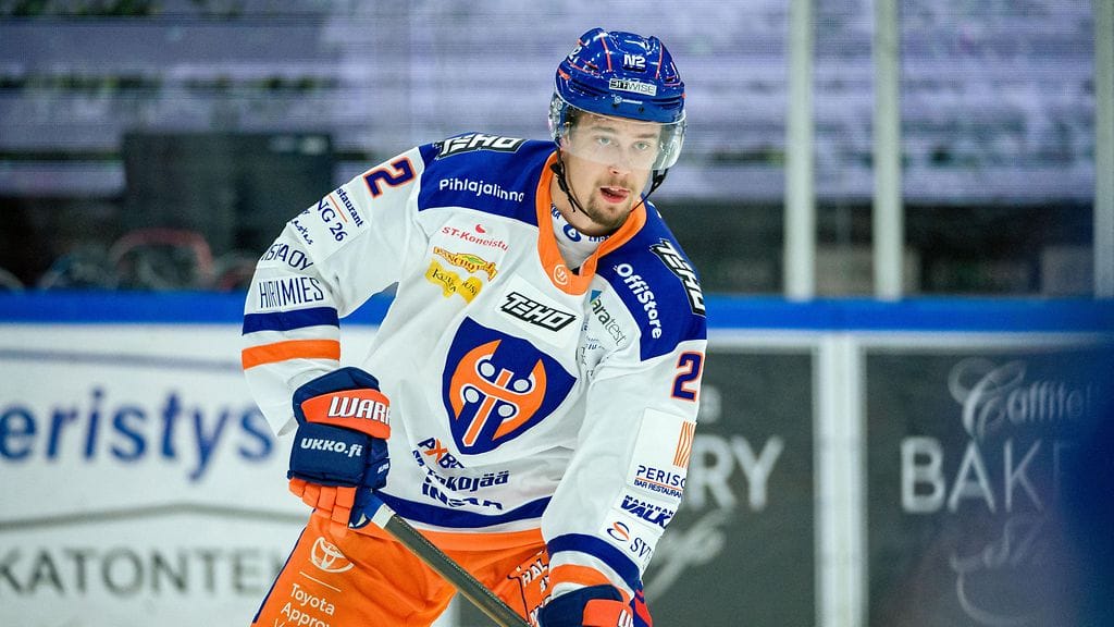 Oskari Luoto, 22, ei jatka Tapparassa.