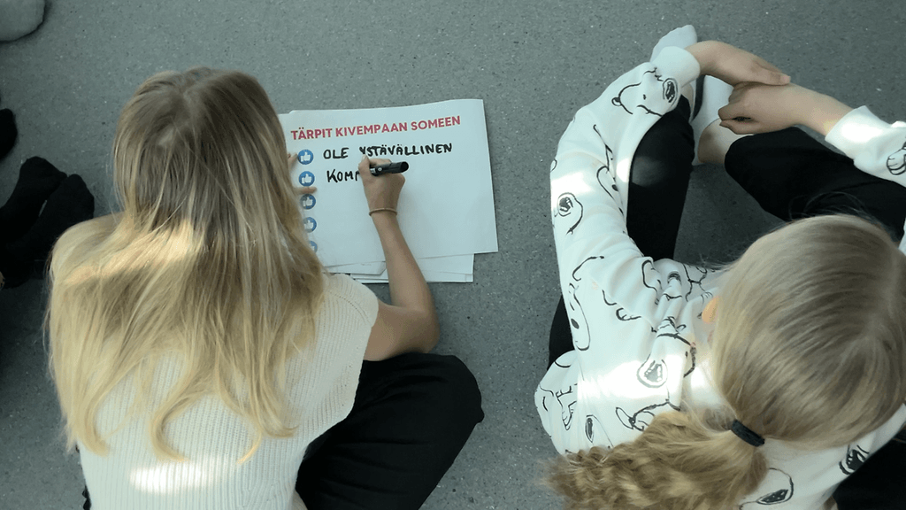 Kommentti: Lasten ahdistelu somessa on arkipäivää – onko ratkaisuyritys ongelmaan lopulta rangaistus tekijälle vai lapselle?