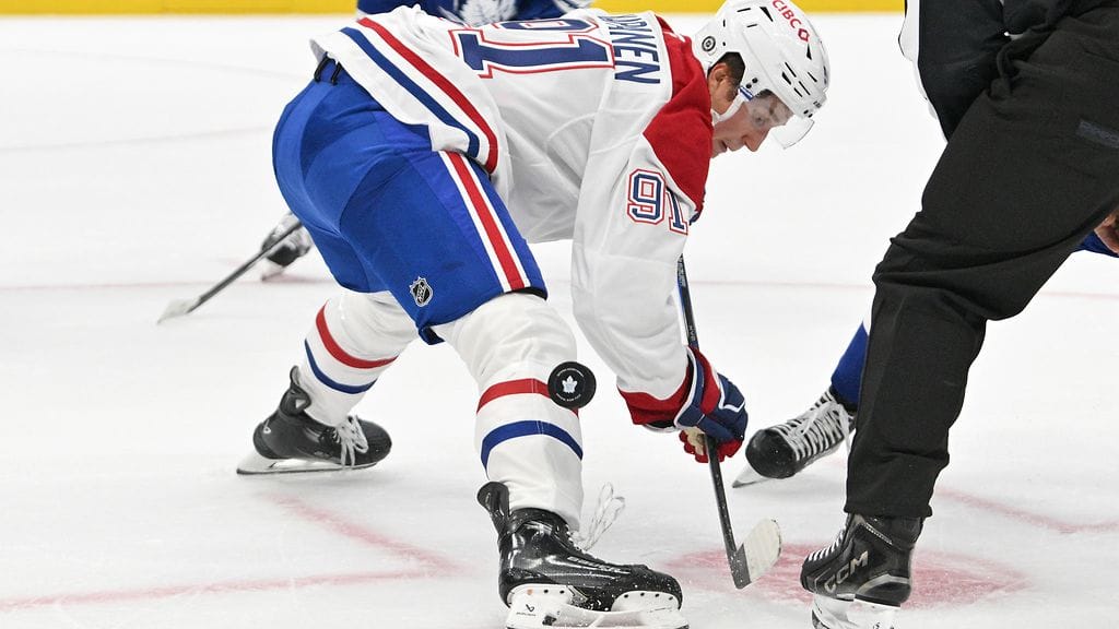 Oliver Kapanen on lähellä NHL:n aloituskokoonpanon paikkaa Montreal Canadiensissa.