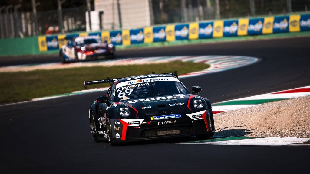 Kalle Rovanperä Porschen ratissa.