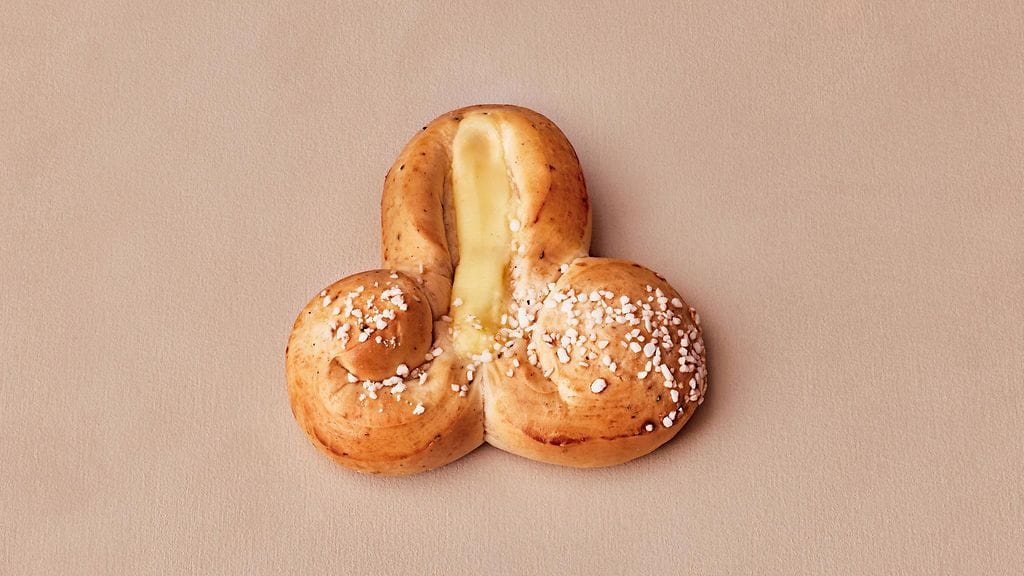 Roosapullien lisäksi syöpätietoisuutta lisäävät nyt nyyttipullat.