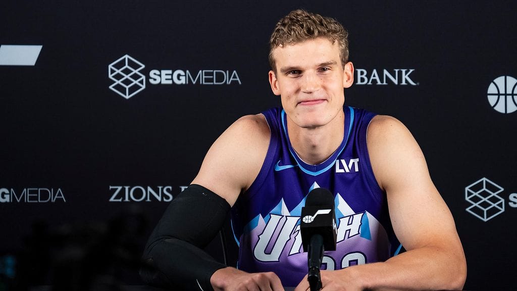 Lauri Markkanen on joukkueensa Utah Jazzin tähtipelaaja.
