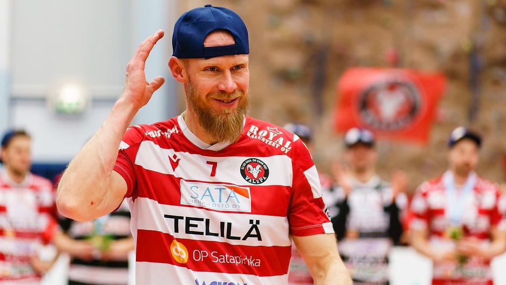 Mikko Esko ilmoitti lopettamistaan VaLePassa keväällä 2024. Tähän ura ei suinkaan päättynyt.