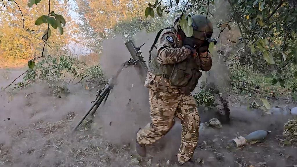 Venäjän armeijan toimittamaa kuvaa Kurskista syyskuun lopulta Venäjän armeijan kranaatinheittimen laukauksesta.