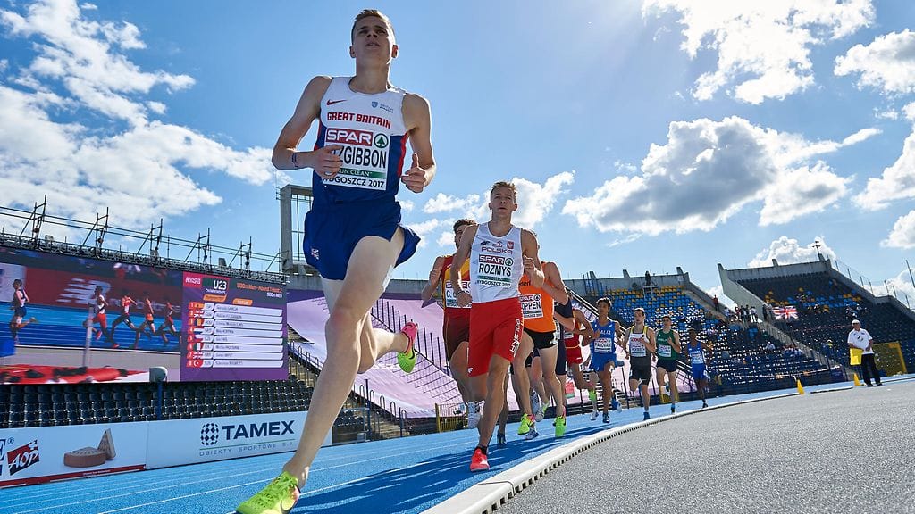 Robbie Fitzgibbon (etualalla) menehtyi vain 28-vuotiaana.