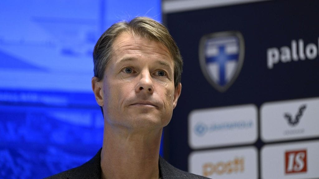 Pikkuhuuhkajien päävalmentaja Mika Lehkosuo on johdattanut tiimeineen Suomen alle 21-vuotiaiden EM-turnauksen kynnykselle.