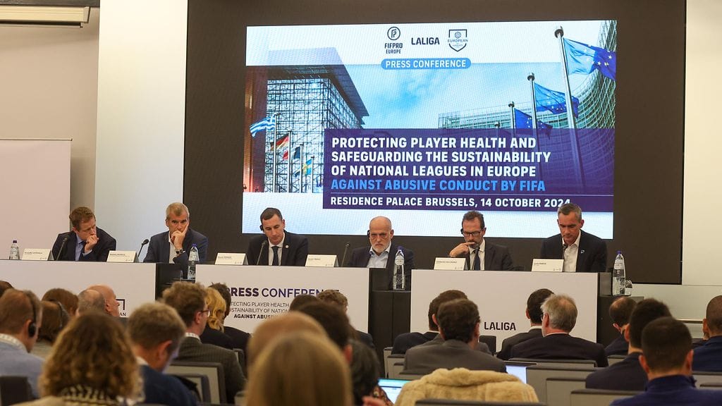 Fifa on kovan paineen alla.