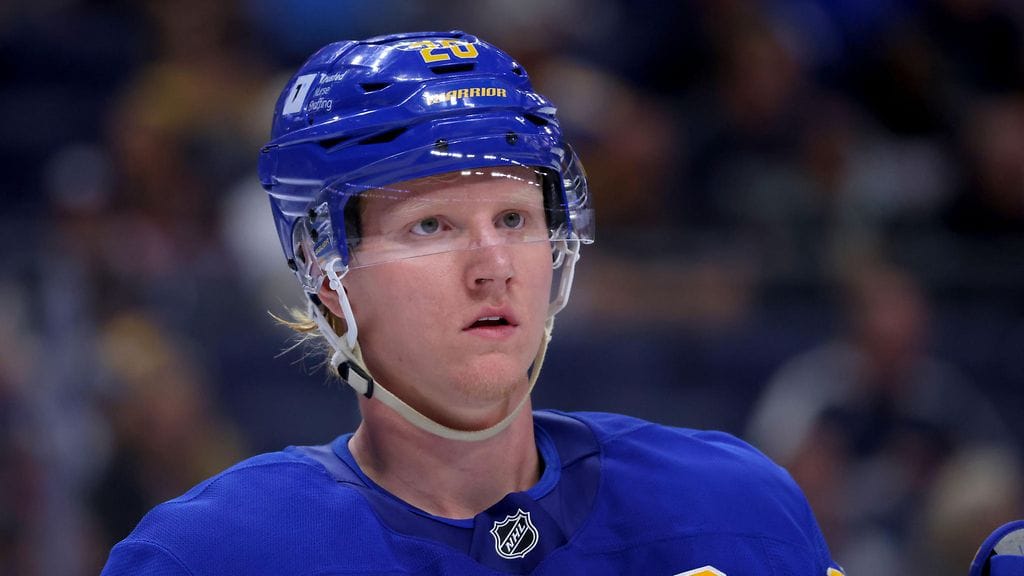 Rasmus Dahlin kävi joukkuetoverinsa Peyton Krebsin kimppuun kesken Buffalo Sabresin harjoituksien.
