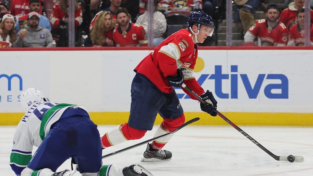 Eetu Luostarinen iski tärkeän maalin Floridan voitossa