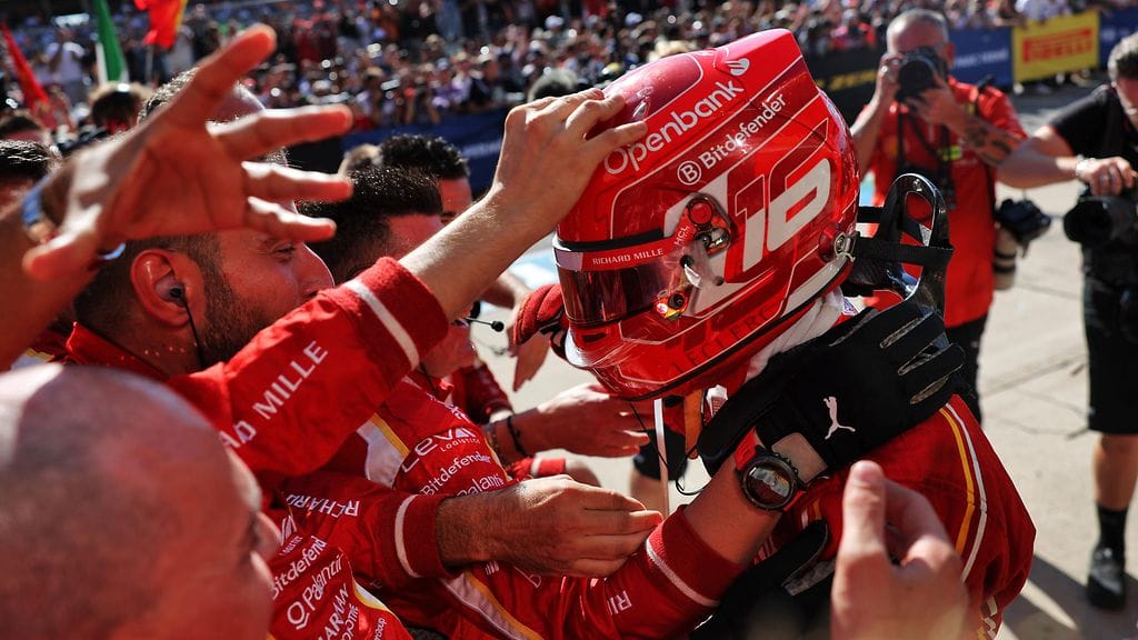 Charles Leclerc johdatti Ferrarin kaksoisvoittoon.