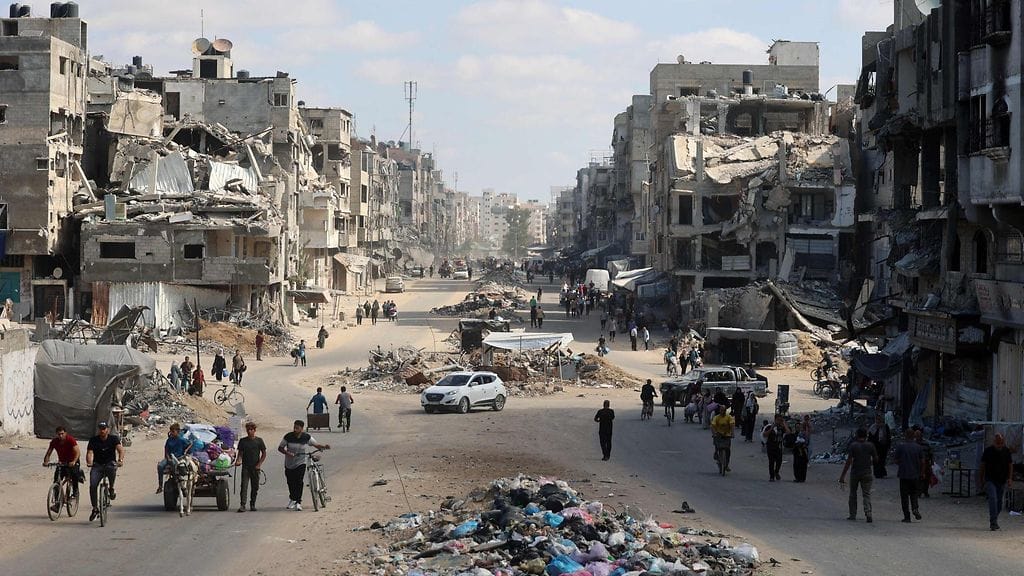 Pakolaisia Gazan Jabaliassa lokakuussa kuvattuna