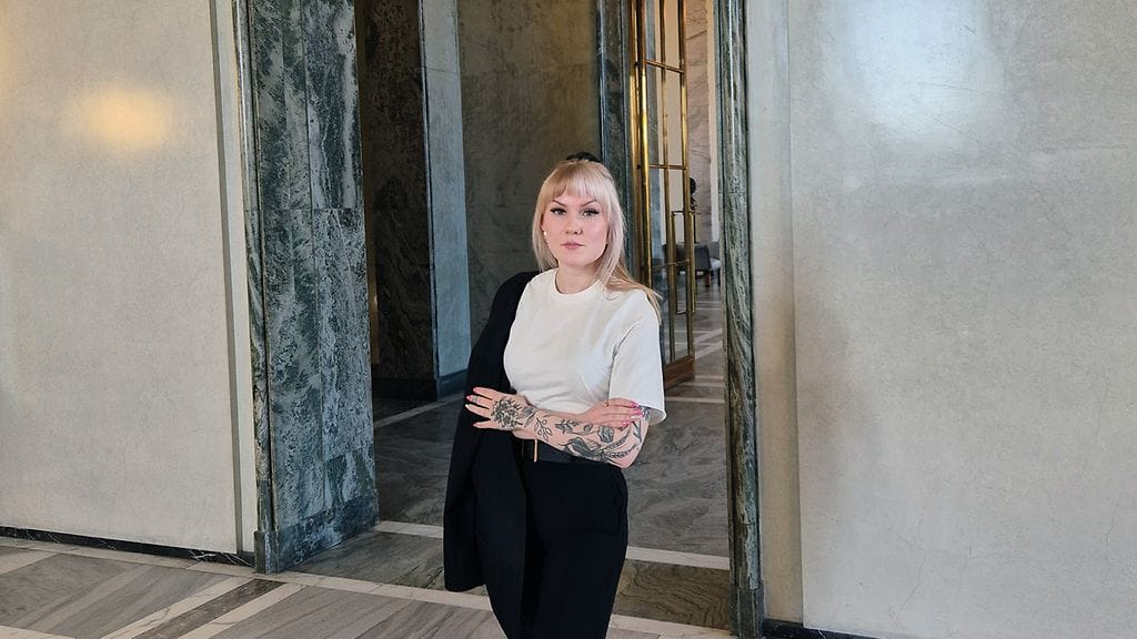 Kansanedustaja Jessi Jokelainen kertoi laajassa MTV Uutisten haastattelussa saamistaan vihaviesteistä.