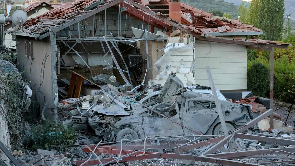 Kuvassa alue Libanonissa, johon Israel kohdisti ilmaiskunsa 25. lokakuuta. AFP:n mukaan alueella majoittui monia toimittajia tapahtuma-aikaan.