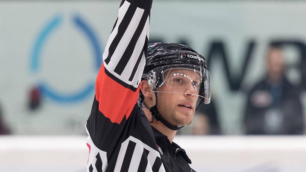 Andreas Harnebring on tuominnut muun muassa nuorten MM-finaalin.