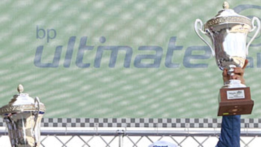 Timo Rautiainen ja Marcus Grönholm (Kuva: EPA/ORESTIS PANAGIOTOU)