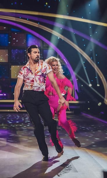 tanssiitahtienkanssakenraali_S17EPS09_kuvaajakatjatamminen