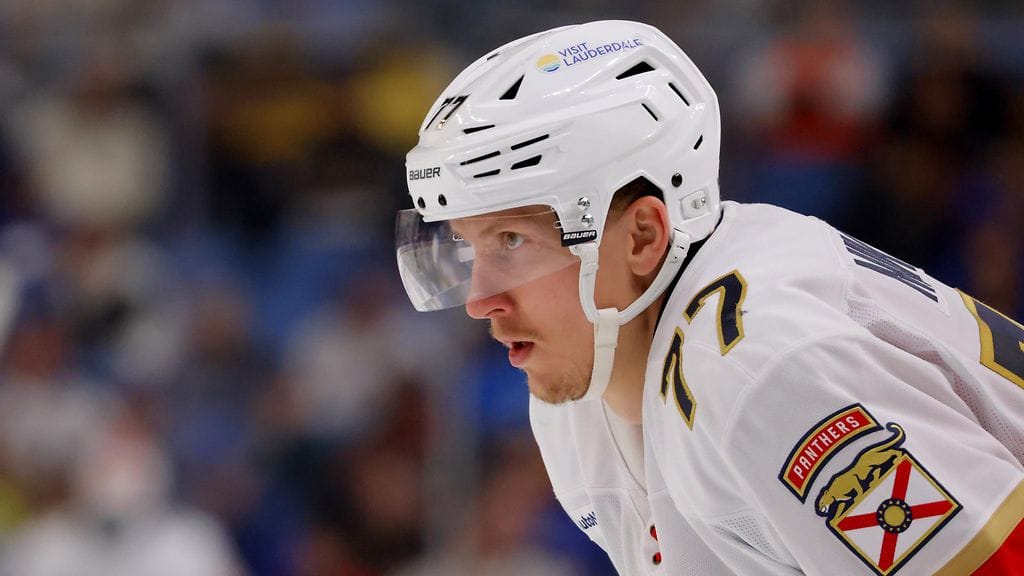 Floridan Panthersin Niko Mikkolan tuliset purkaukset vaihtoaitiossa hämmästyttävät päävalmentaja Paul Mauricea.