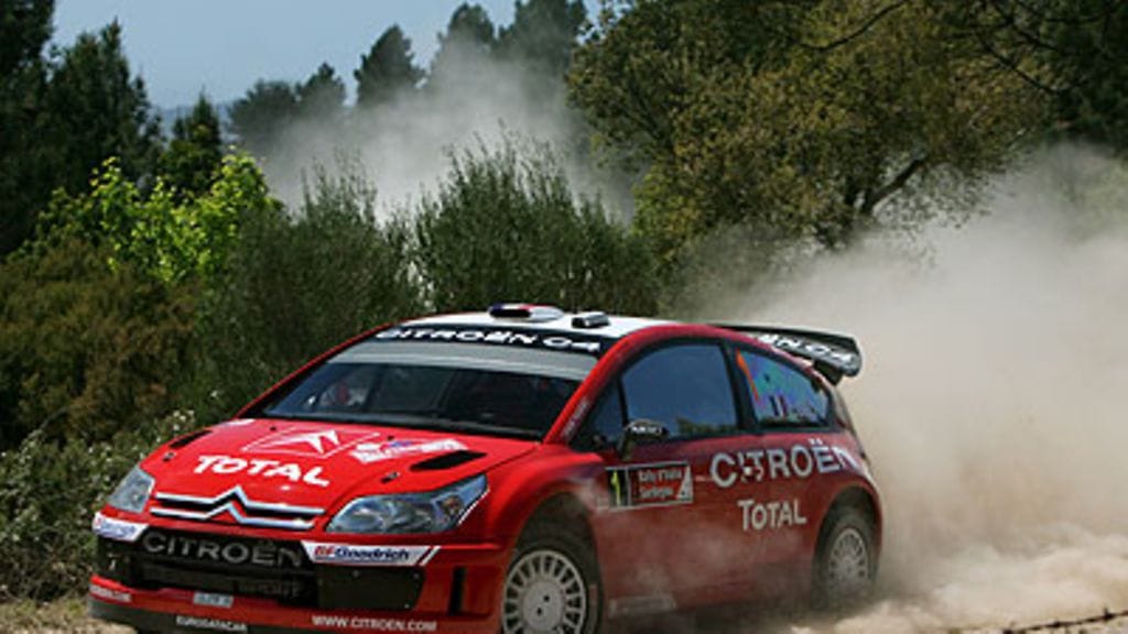 Sebastien Loeb (Kuva: EPA/NIKOS MITSOURAS)