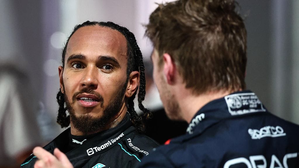 Lewis Hamilton ei näe Max Verstappenin muuttaneen tapojaan.