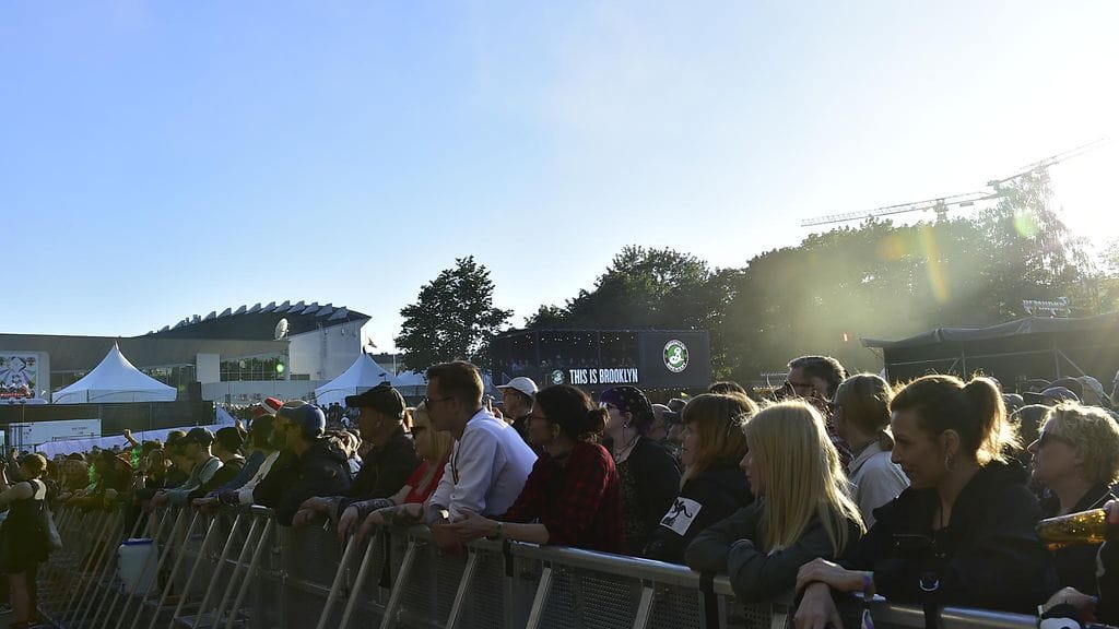 Sideways-festivaaliyleisöä kesällä 2024