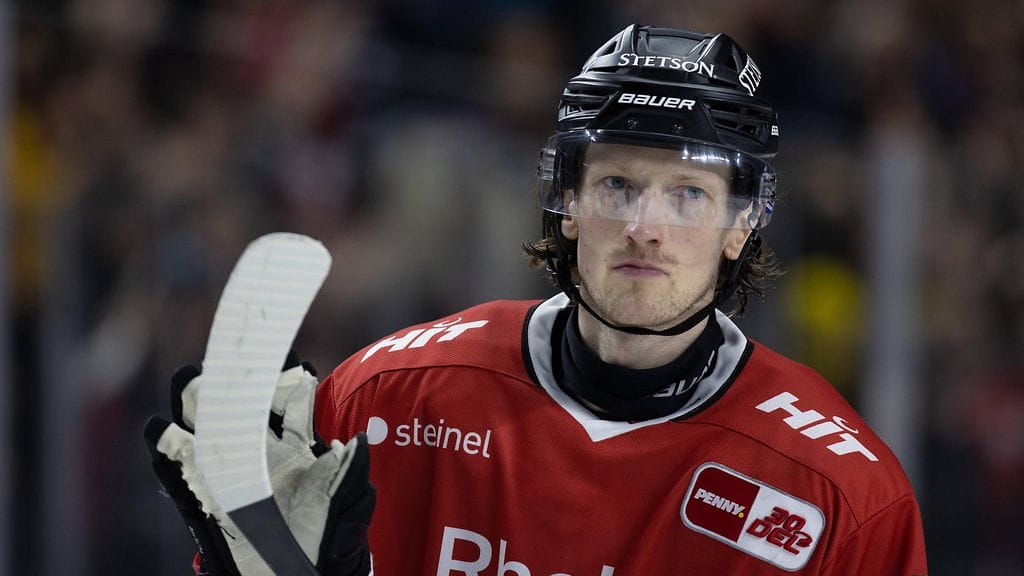 Andrej Sustr, 33, pelaa loppukauden Tapparassa.