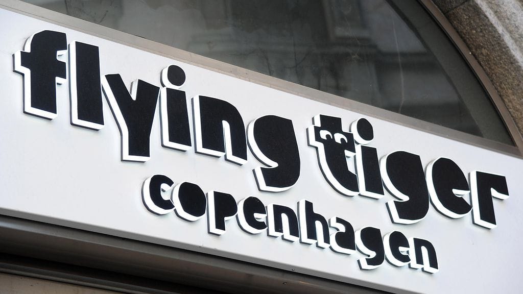 Flying Tiger of Copenhagenin myymä naamiaisasu poistetaan myynnistä.
