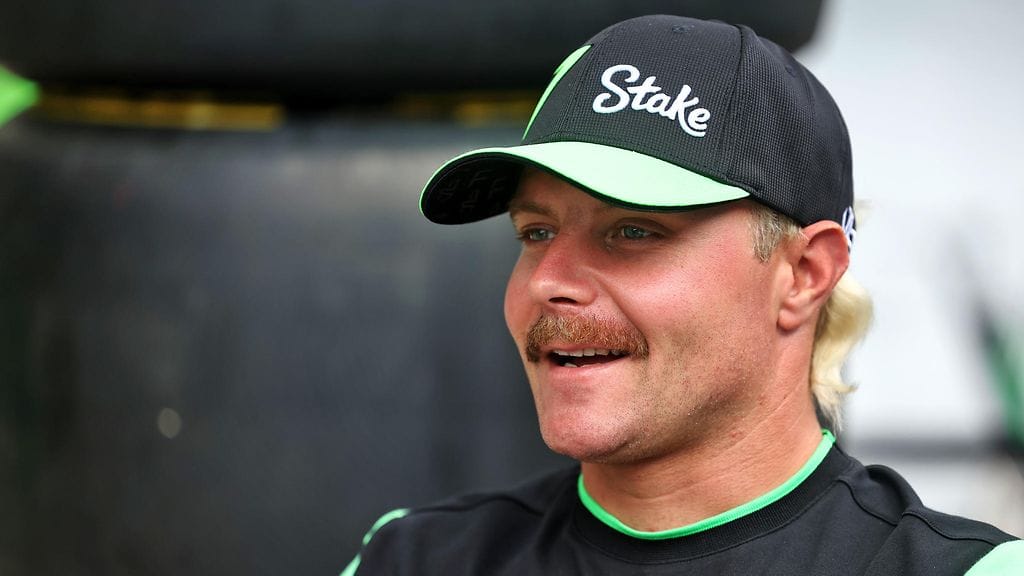 Valtteri Bottas nähtäisiin sopivana kuljettajana Max Verstappenin vierelle.