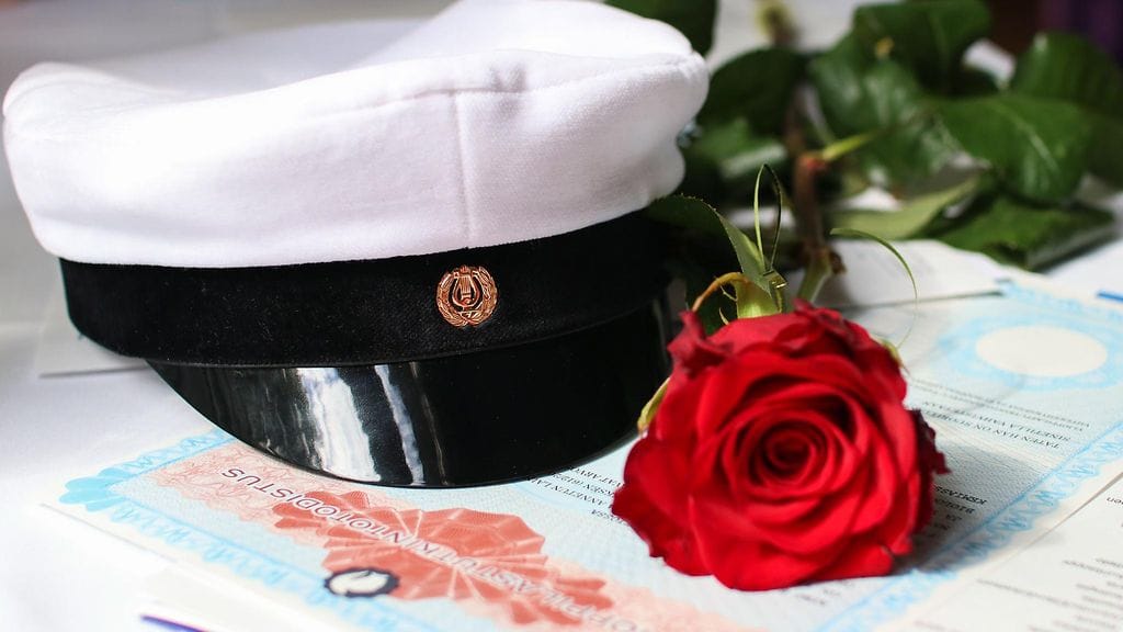 Tänä syksynä valmistuu noin 4 800 uutta ylioppilasta. Syksyn kirjoitusten tulokset ovat nyt julki. Lakkiaisia vietetään marras–joulukuun vaihteen tienoilla.