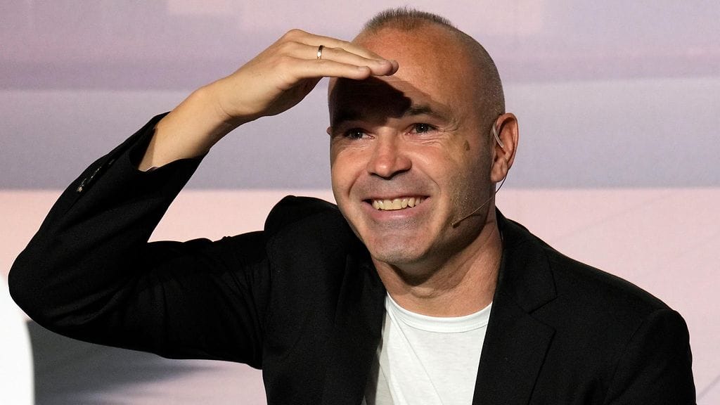 Andres Iniesta osti tanskalaisseura FC Helsingörin.