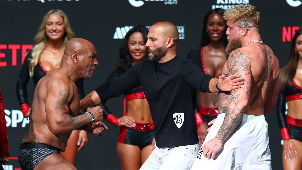 Mike Tyson läimäisi Jake Paulia – kohuottelun punnituksessa kuohui