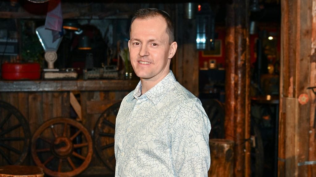 Sami Jauhojärvi pohtii kirjassaan, olisiko osannut kieltäytyä dopingista, jos aineita olisi tarjottu uran varhaisessa vaiheessa ja ilmapiirissä, josta puuttuu usko puhtaaseen urheiluun.